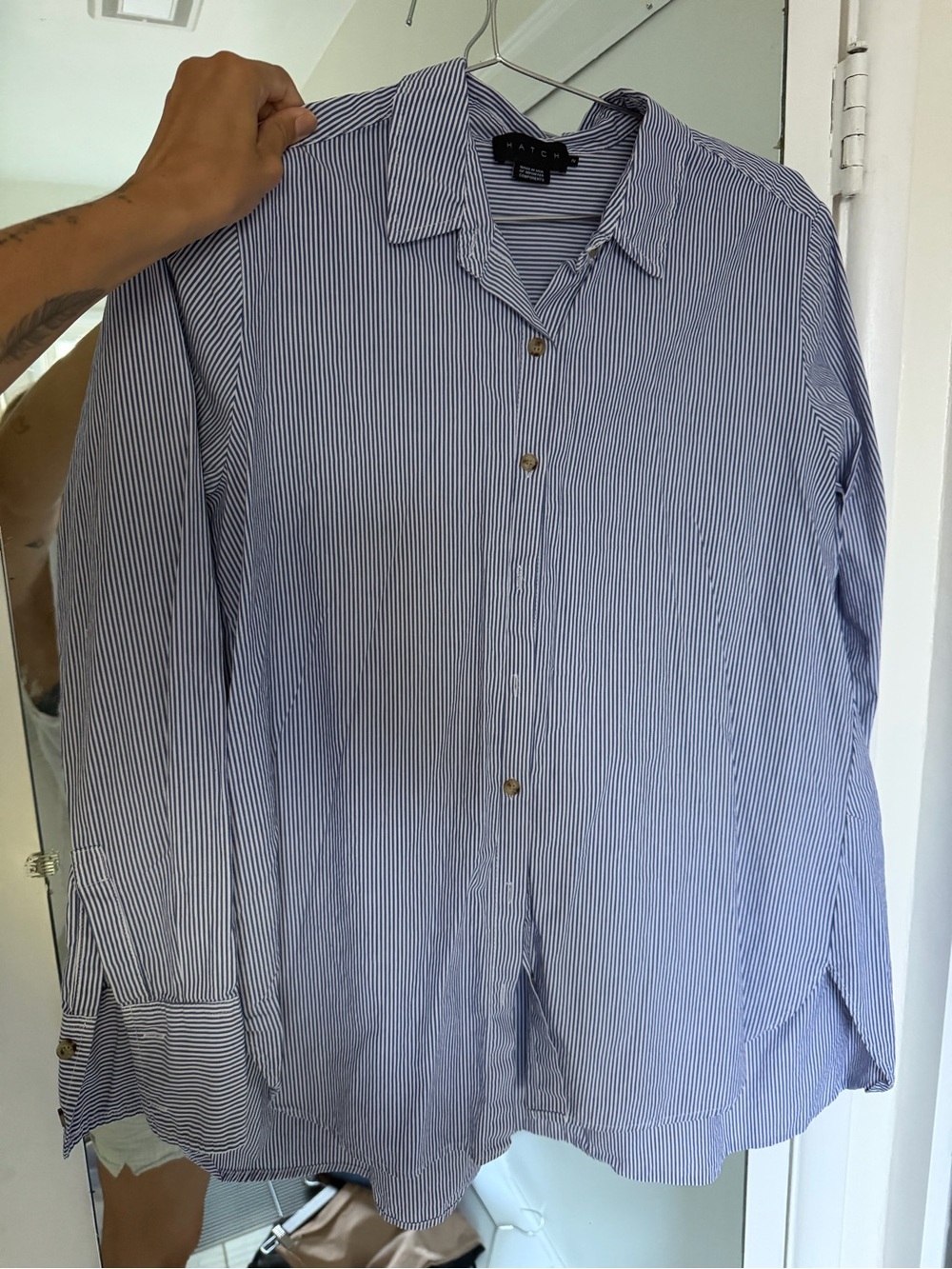 Hatch button down